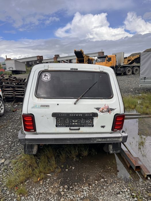 Продам LADA Niva 4×4 (ВАЗ-21214), 1.7