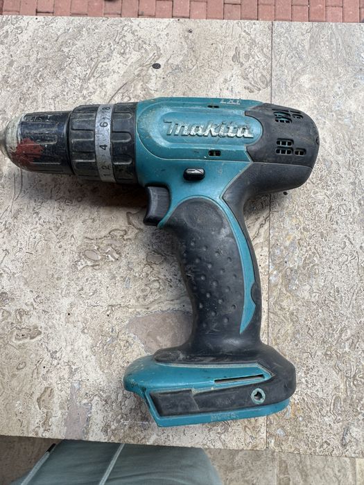 Makita винтовер 14,4V боди