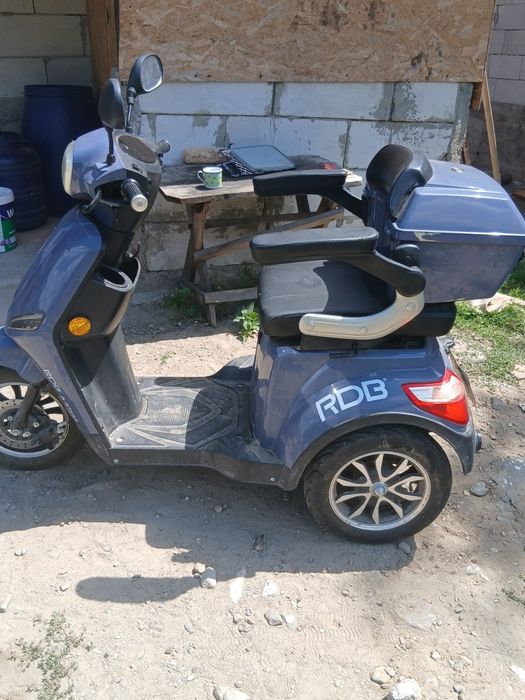 Tricicleta  merge bine, k dau ca eu am luat alta