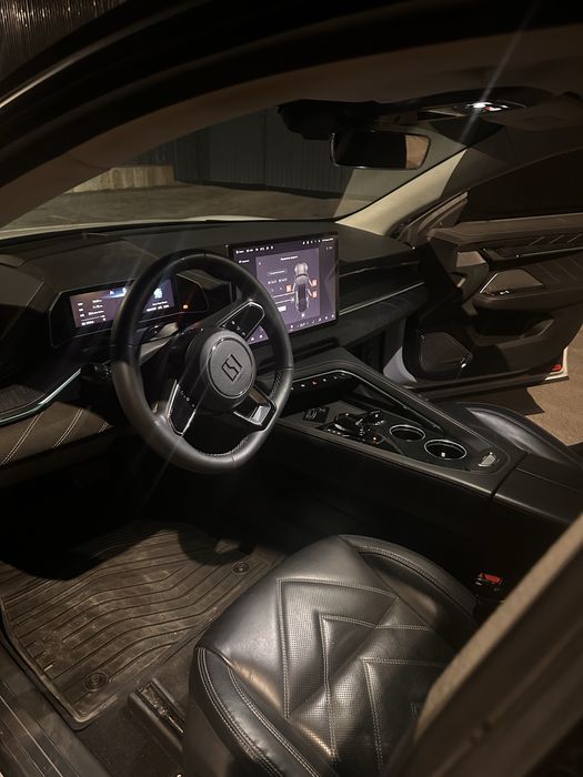 Zeekr 001 U Ze Sport 2023 du rest