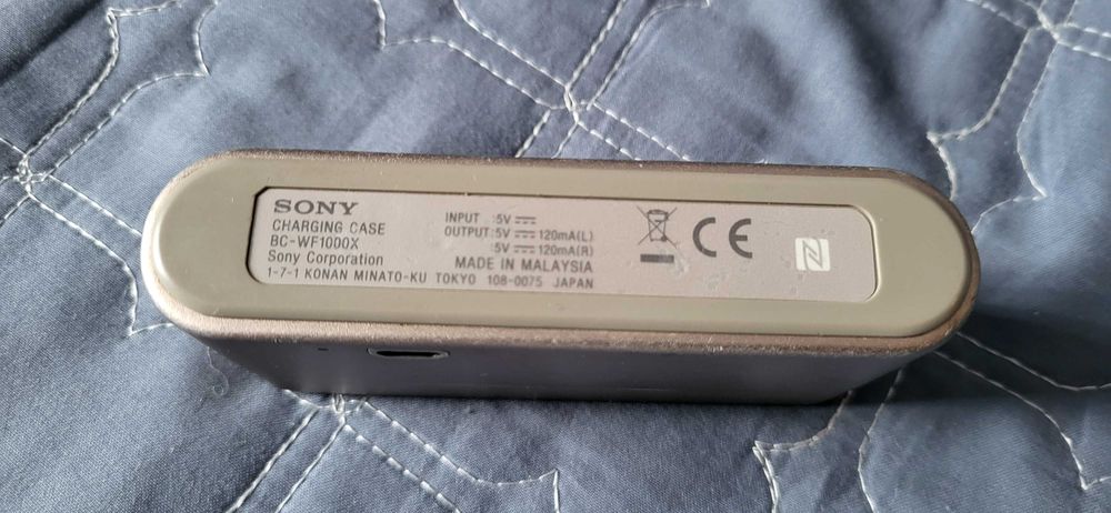 SONY Dock pentru casti WF1000X fuctional (casti moarte)