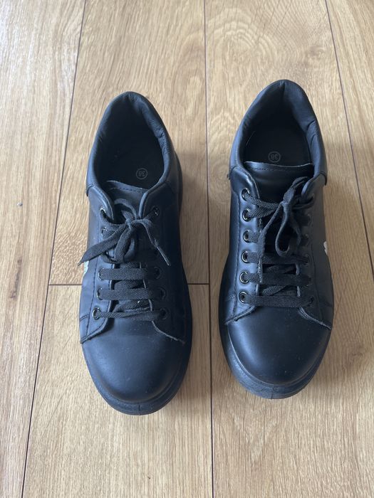 Обувки Маратонки