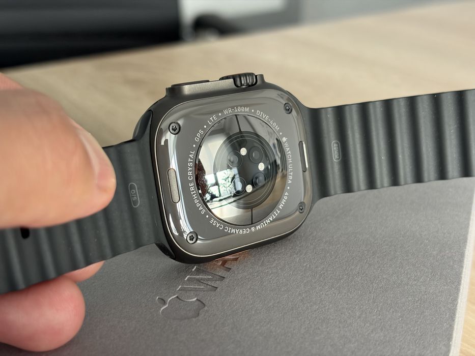 Продам Apple Watch Ultra 2 смарт-часы