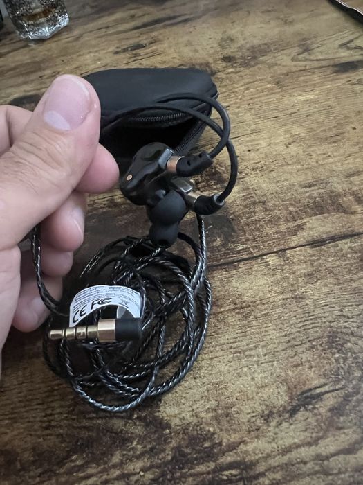 Casti in-ear sportivi