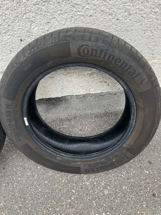 Anvelope Continental-Vara 215/60 R18 98H