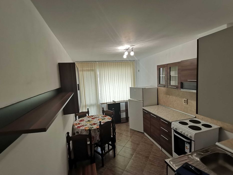 Дава се под наем Двустаен апартамент в Бургас, Възраждане - 78 кв.м за 102 € - Снимка #11