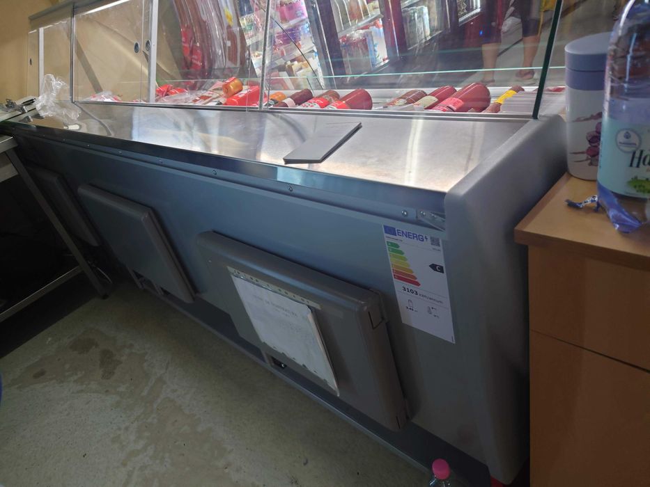 Vitrină orizontală asistată SGL 160 cm / NOU