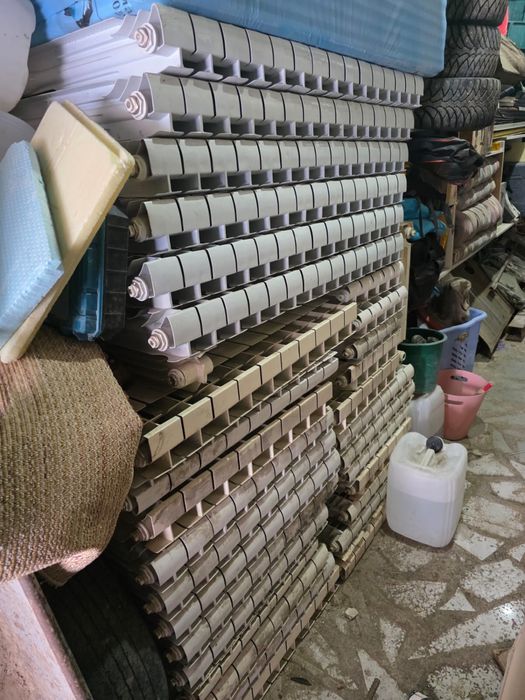 Продам б/у радиаторы алюминовые