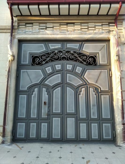 Реставрация ворот. Покраска ворот. Сварочные услуги. Заборы.