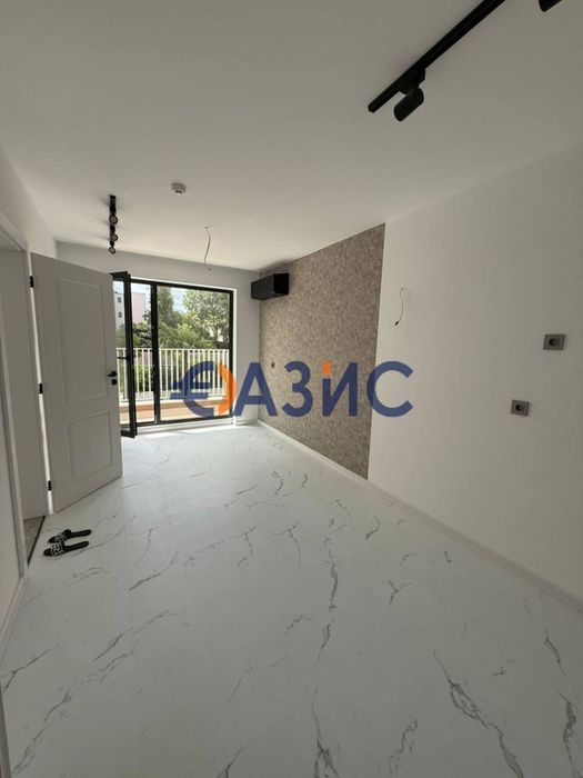 Продава се Двустаен апартамент в к.к. Слънчев бряг - 48 кв.м за 1190 €/кв.м - Снимка #4