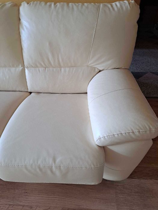 Диван от еко кожа