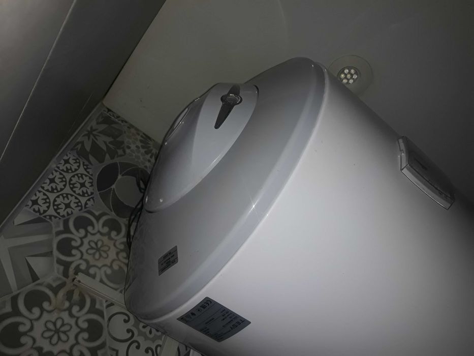 КОМЕНТАР НА ЦЕНАТА! Хоризонтален бойлер Tesy 80 л.