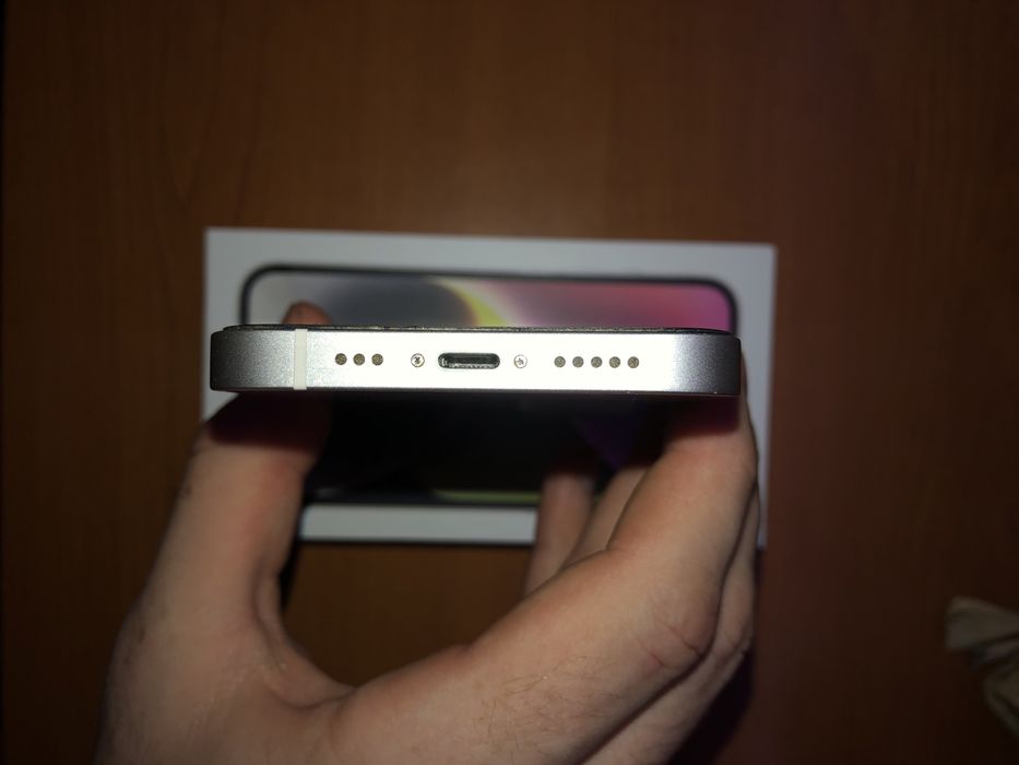 Iphone 14 SIMPLU accept si schimb