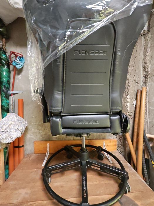 Гейминг стол Playseat - L33T, черен
