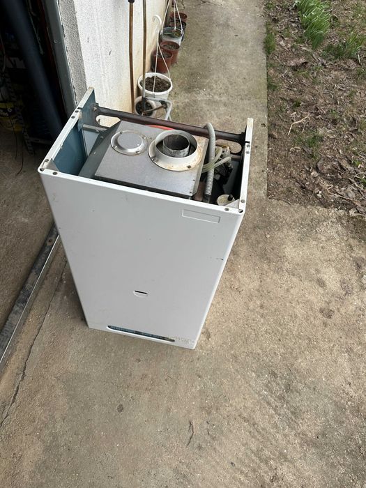 Centrala termica pe gaz Fontecal Digit ER 24 Kw tiraj fortat