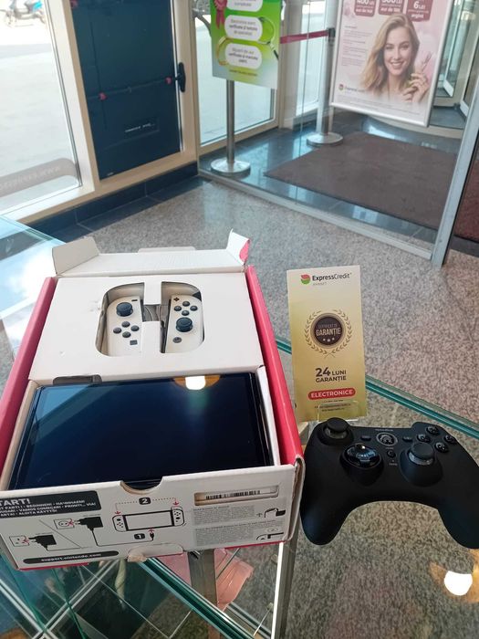 NIntendo Switch Oled + controller (Iulius Mall)(B-325) Garantie 2 ani!
