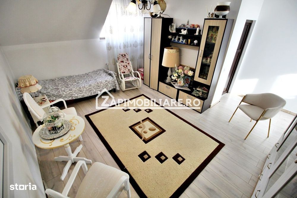 Casa 8 camere,4 bai,482mp,1.100mp teren,2 garaje,0% comision