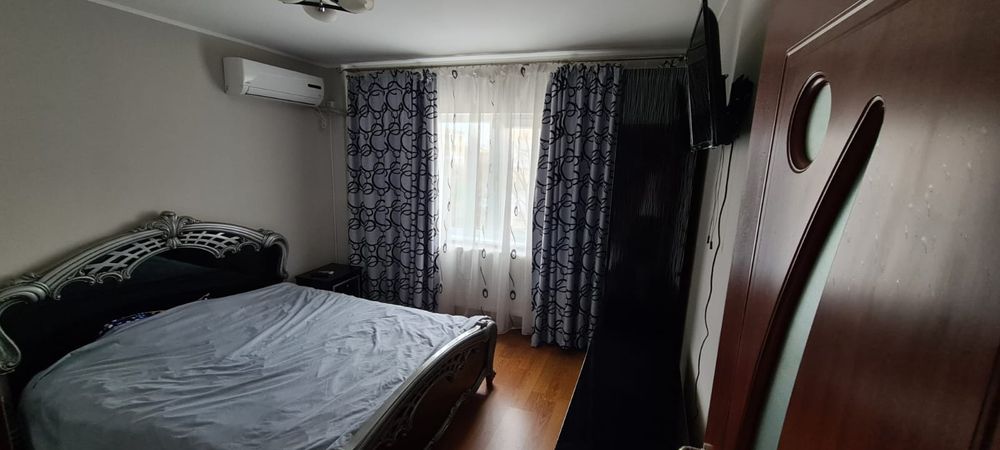 Inchiriez apartament