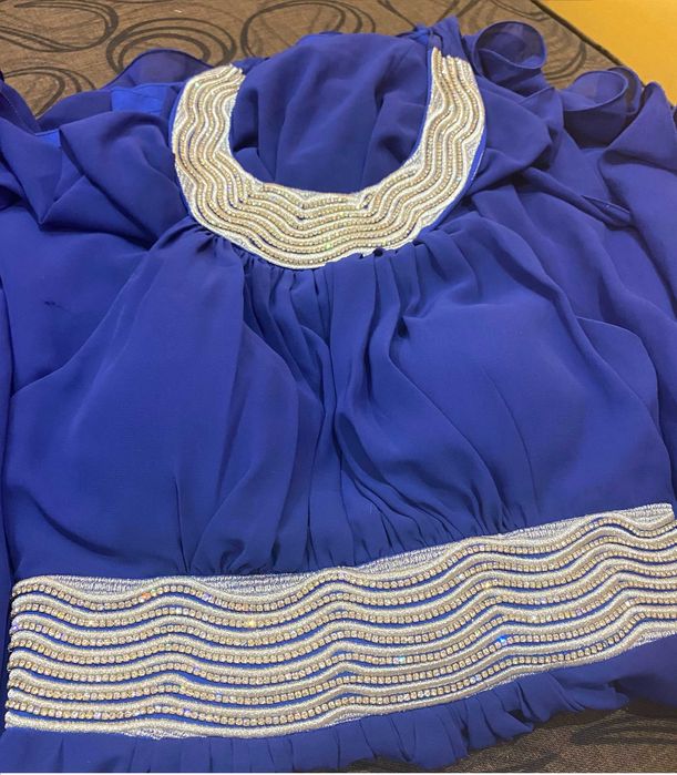 Елегантна бална или коктейлна рокля