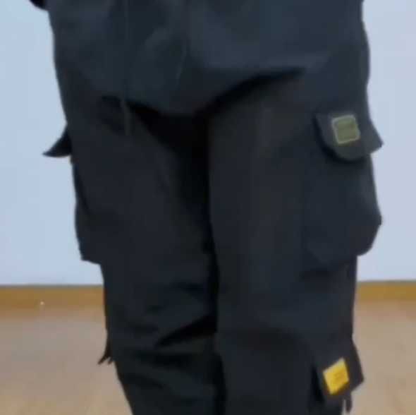 Мъжки карго панталон с джобове и ленти – спортно-ежедневен стил  2025