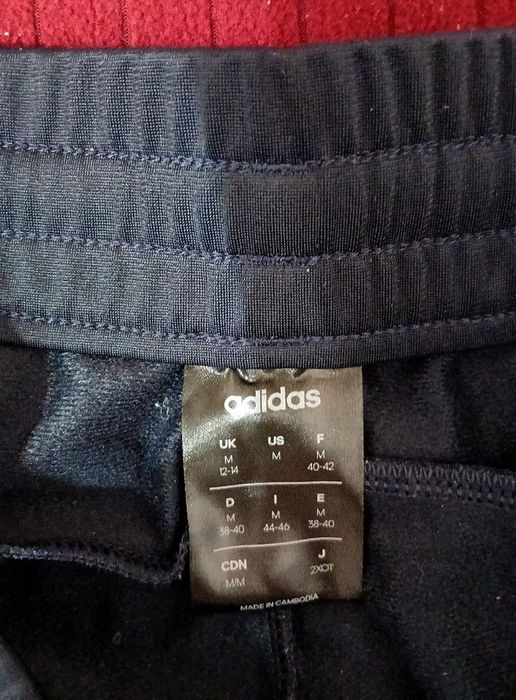 Из Америки, спортивные трико "ADIDAS ESSENTIALS 3-STRIPES TAPERED"