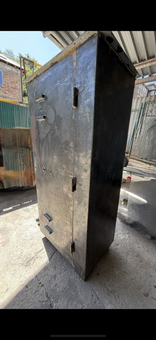 Продам Металический сейф