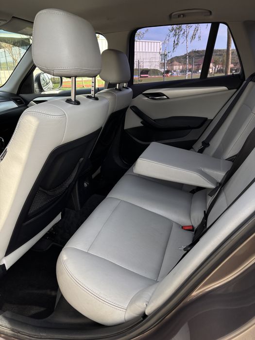 BMW X1 2010 — imagine 5