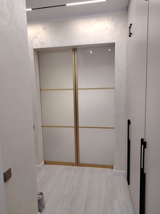 Двери купе, межкомнатные двери