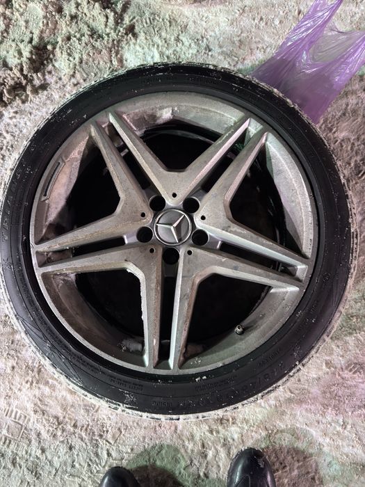 Продам Диск с шинами Triangle зимние R19