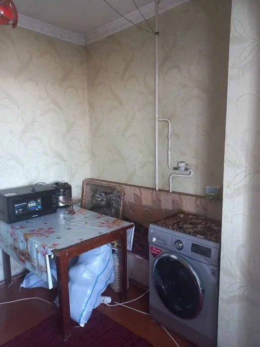 Срочно продаю 3-х комнатную квартиру на Сергели 4