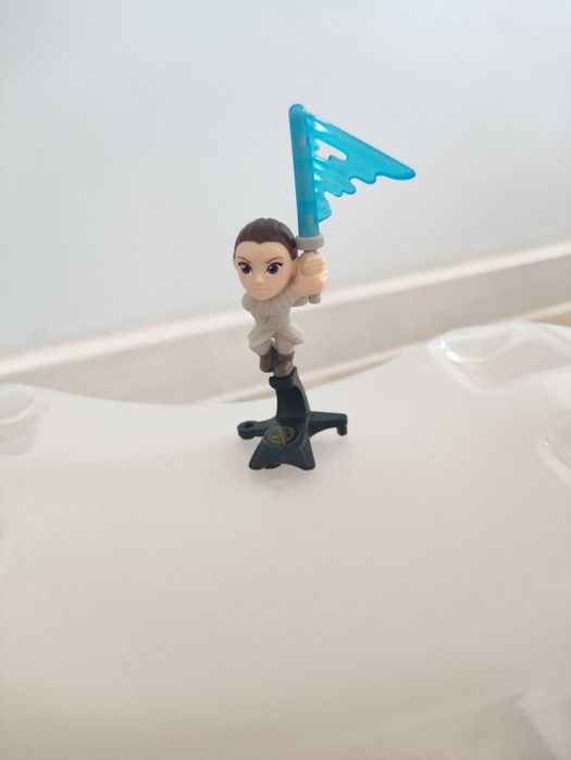 Фигурки киндер обмен