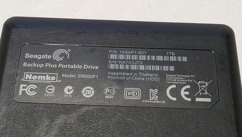 HDD extern Seagate Backup Plus Slim Portable, metalic, 1TB, USB 3.0