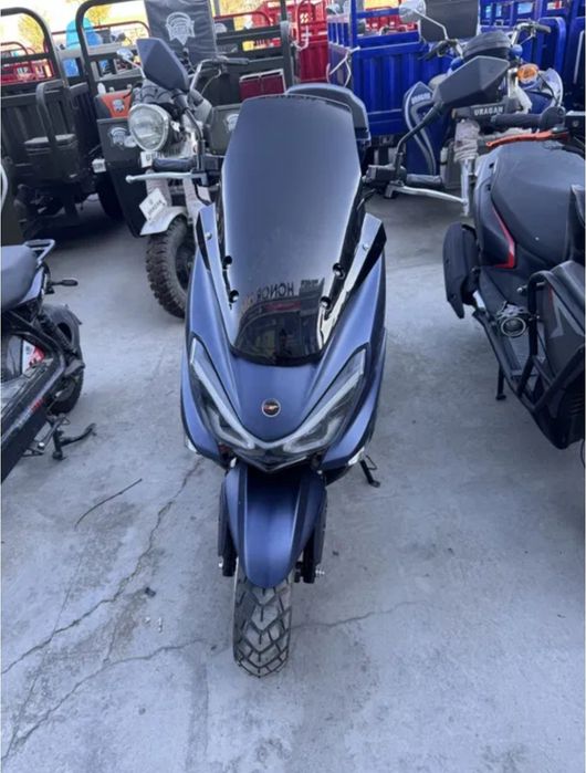 Skuter sotiladi GST tiger