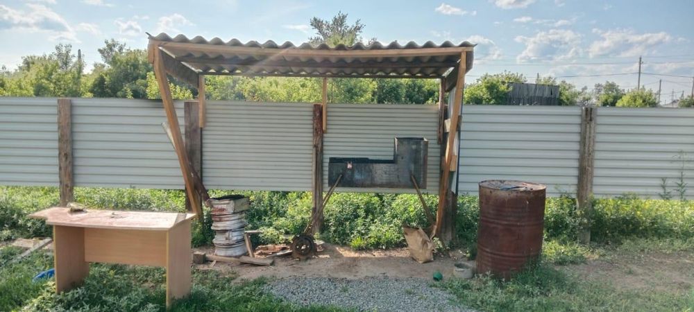 Продаю дом с базой