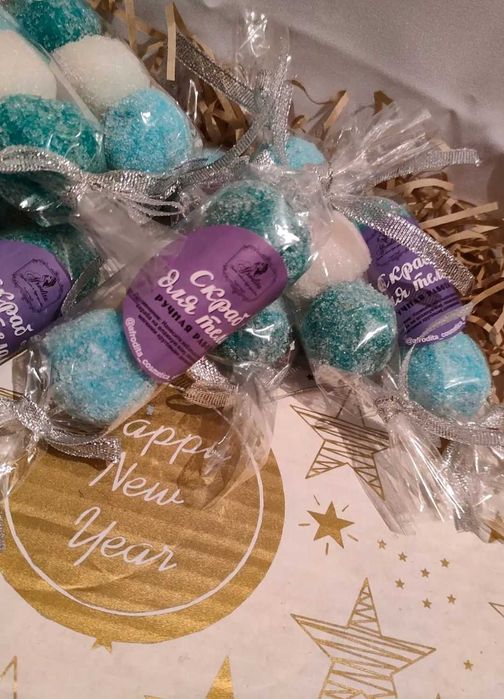 Сахарный и солевой скраб для тела .