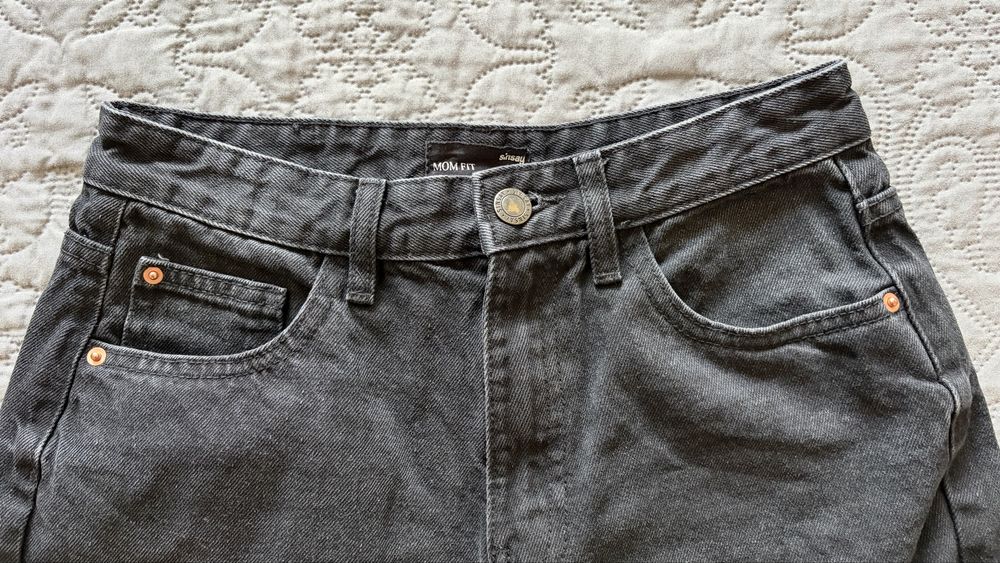 Черно дънки с висока талия