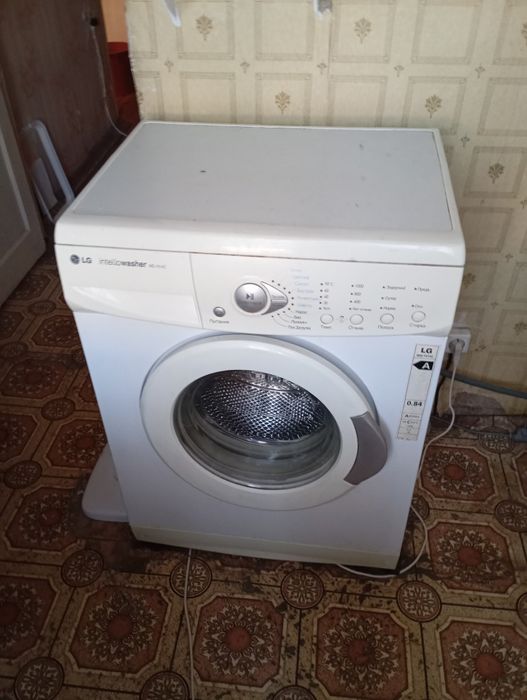 Продам стиральную машинку автомат
