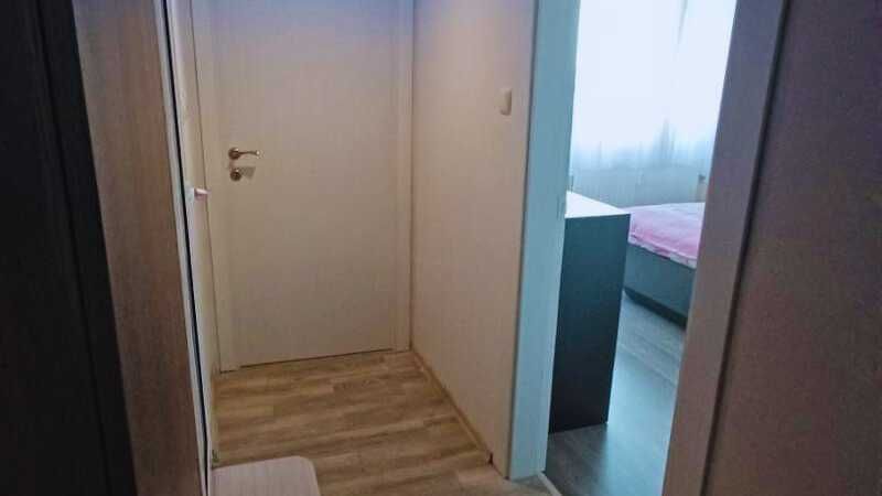 Дава се под наем Тристаен апартамент в София, Света Троица - 70 кв.м за 612 € - Снимка #1