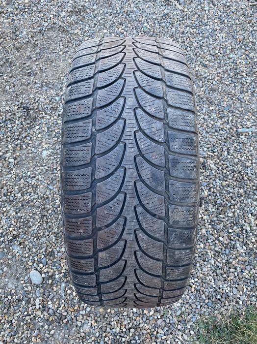 Cauciucuri Bridgestone 255 50 R19 de iarnă