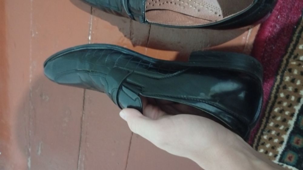 Туфли мужские продаю