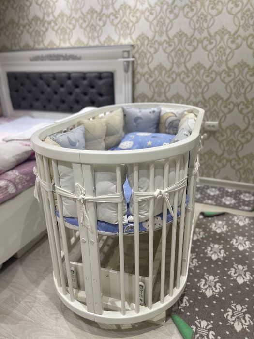 РОССИЙСКАЯ ДЕТСКАЯ кроватка-трансформер DaVinci (ореховое дерево)