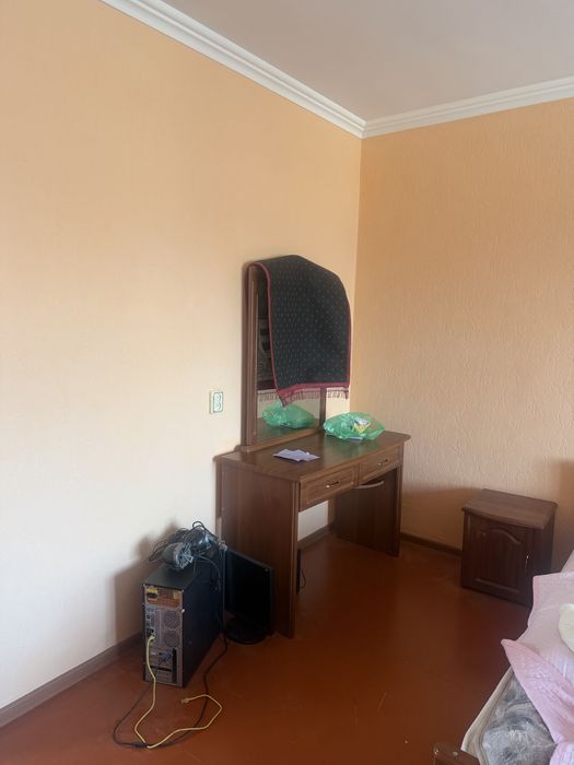 Продам спальный гарнитур