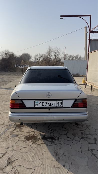 Mersedes benz e230
