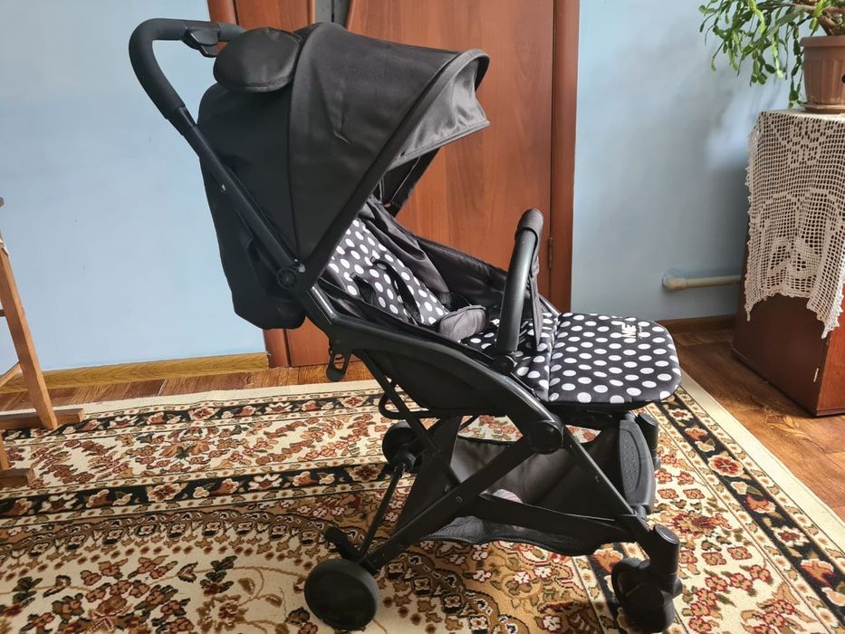 Коляска прогулочная