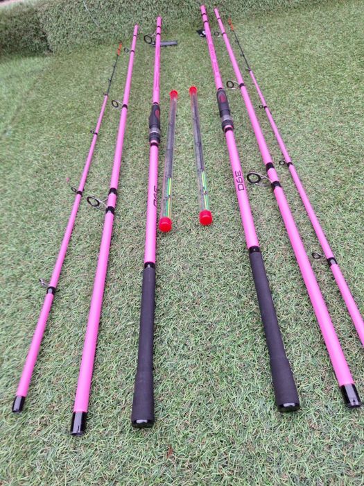 SET 2 Feedere FL BLACK FORCE PINK 3.90m 60-180g + 2 Mulinete PRO FL CO
