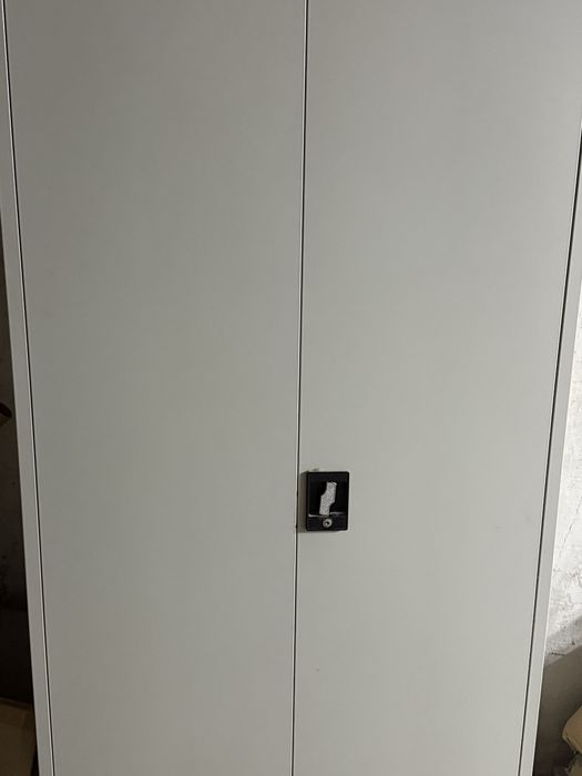 Шкаф металлический