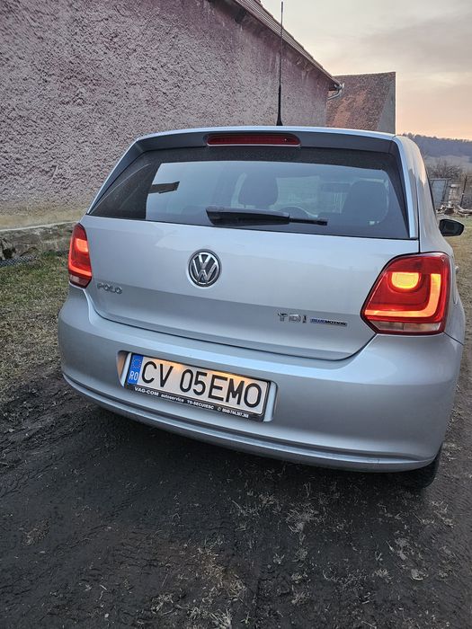 VOLKSWAGEN Polo 2011 — imagine 4
