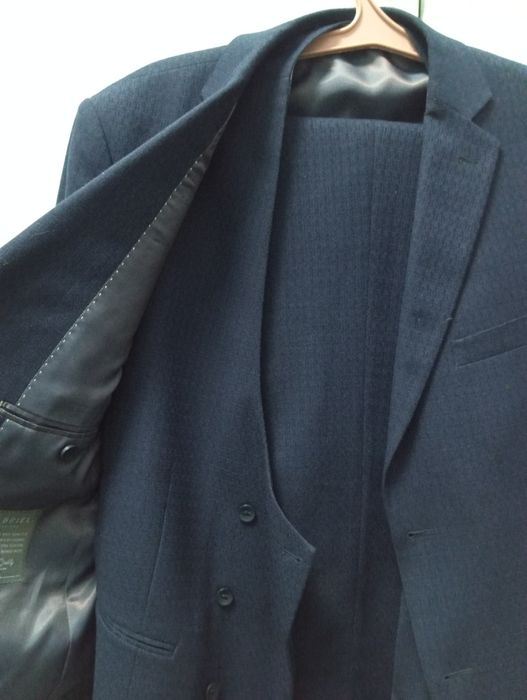 Продам свадебный костюм