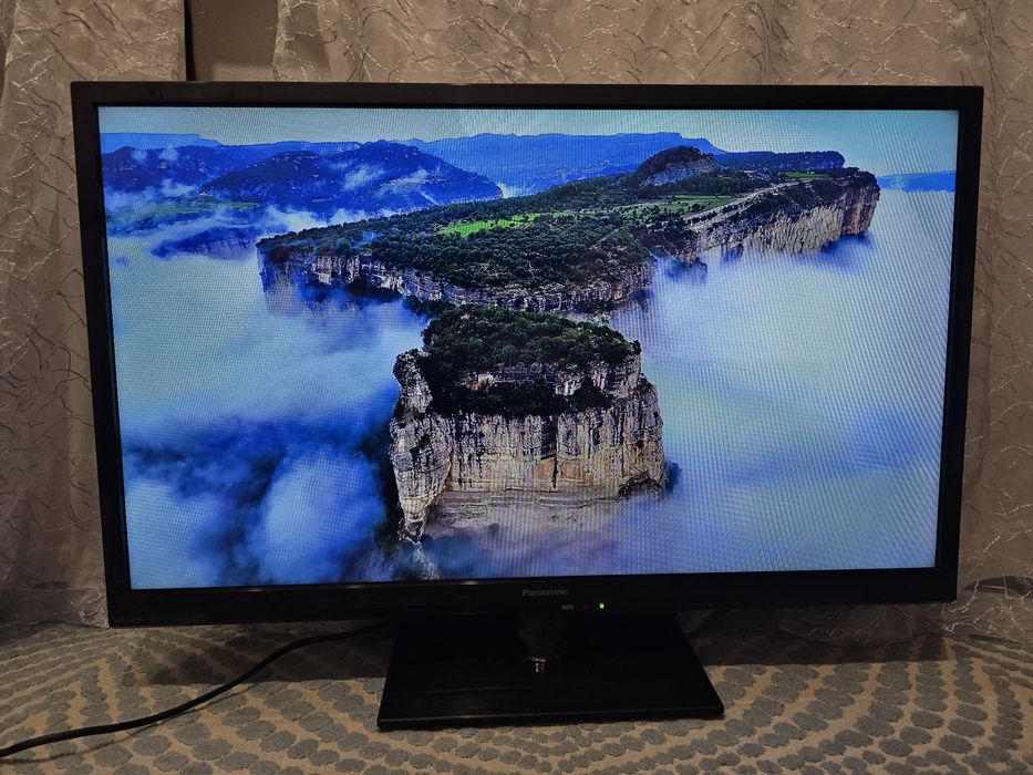 Телевизор Panasonic 81cm HDReady