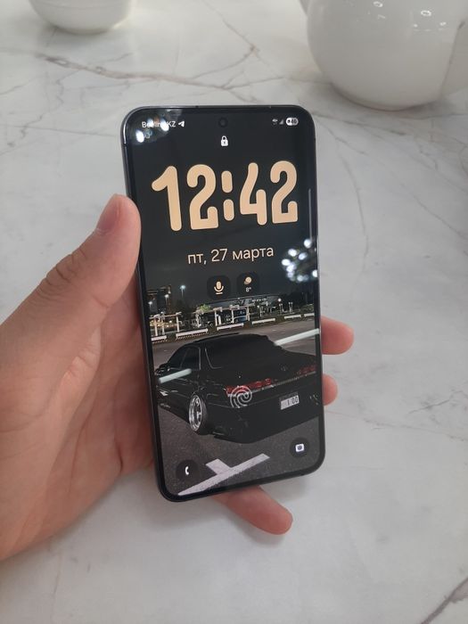 S23 8/128 с коробкой